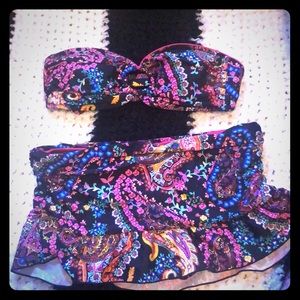 Kenneth Cole Reaction skirted bikini